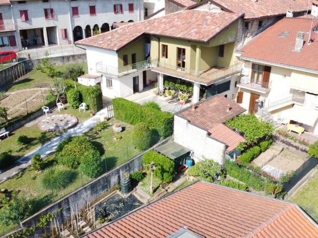 Rustico / Casale in vendita a Sotto il Monte Giovanni XXIII BG