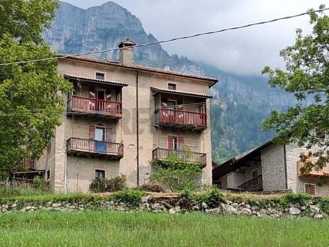 Appartamento in vendita a Sovramonte, Aune