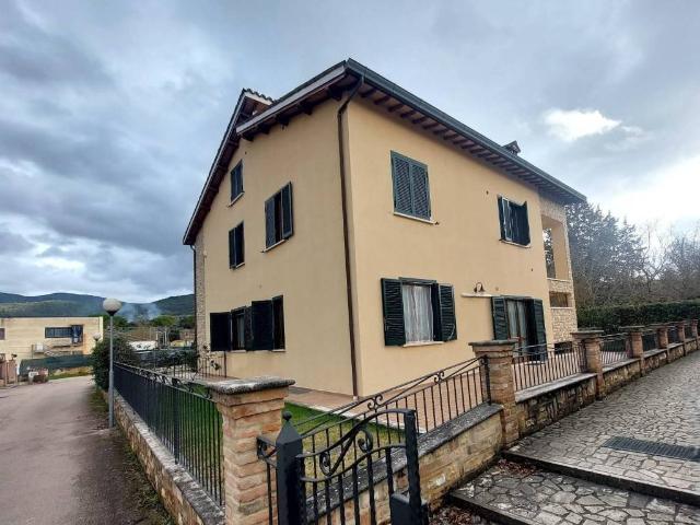 Appartamento in vendita a Spoleto PG