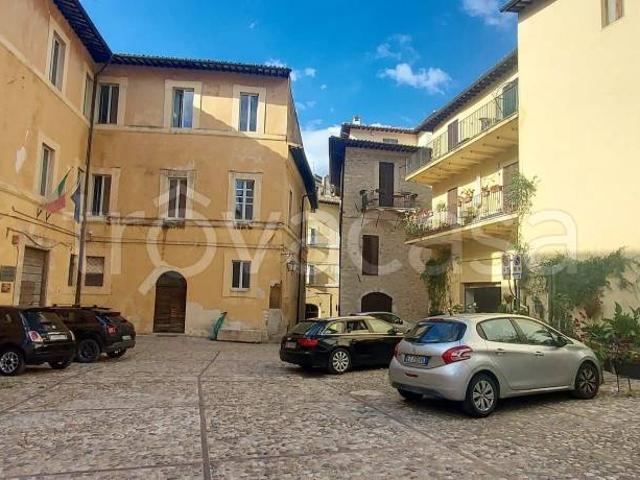 Appartamento in vendita a Spoleto via dello Sdrucciolo