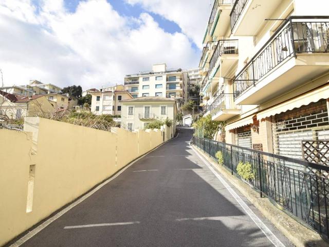 Appartamento in vendita a Spotorno SV