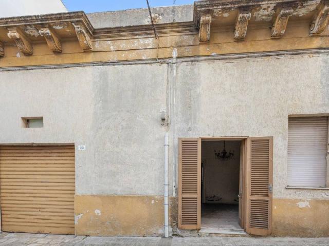 Casa indipendente in vendita a Tuglie LE