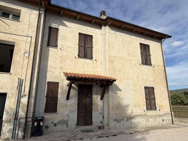 Appartamento in vendita a Tuoro sul Trasimeno PG
