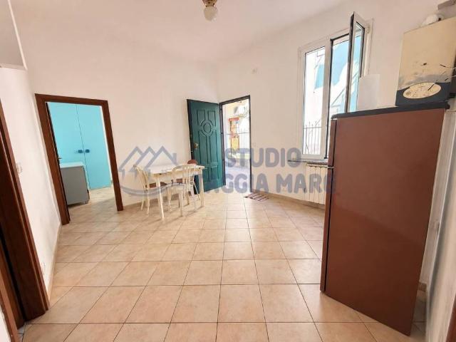 Appartamento in vendita a Taggia IM