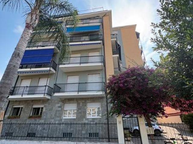 Appartamento in vendita a Taggia IM