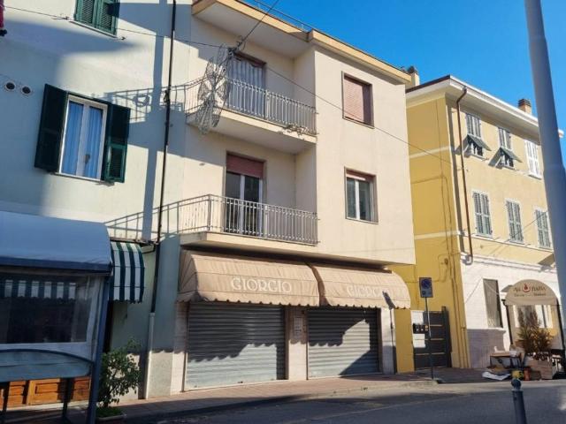 Appartamento in vendita a Taggia IM