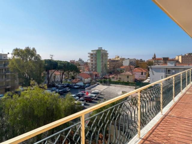 Appartamento in vendita a Taggia IM