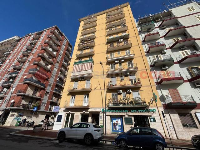 Appartamento in vendita a Taranto