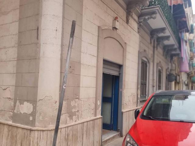 Appartamento in vendita a Taranto