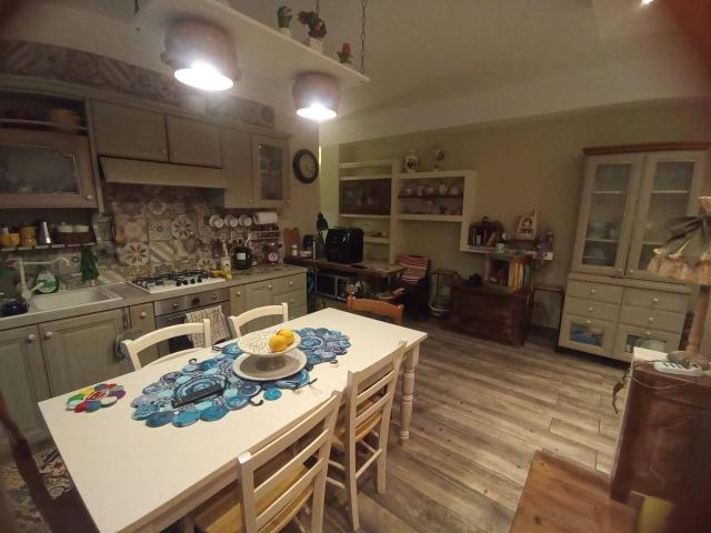 Appartamento in vendita a Taranto