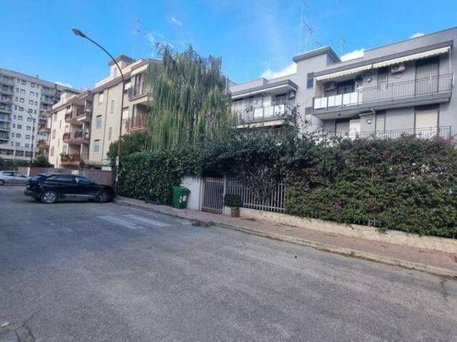 Appartamento in vendita a Taranto