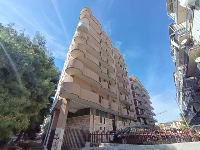 Appartamento in vendita a Taranto