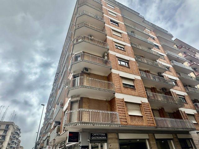 Appartamento in vendita a Taranto