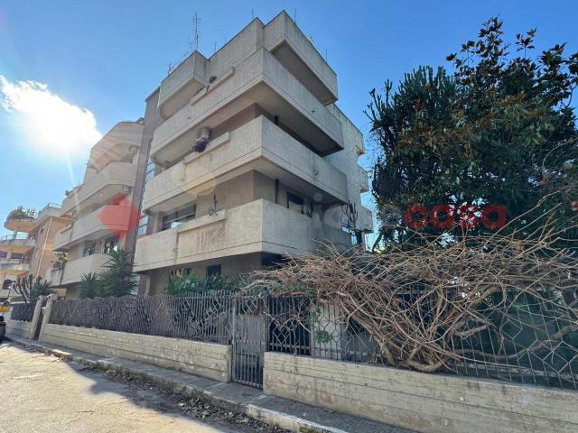 Appartamento in vendita a Taranto