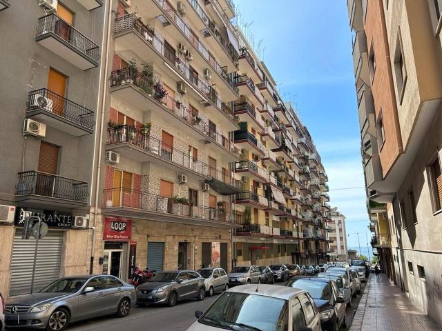 Appartamento in vendita a Taranto