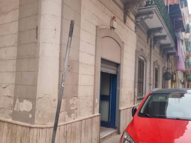 Appartamento in vendita a Taranto, Battisti