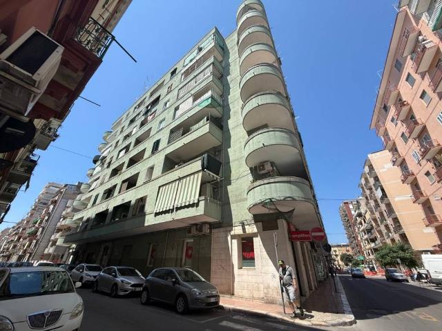 Appartamento in vendita a Taranto TA