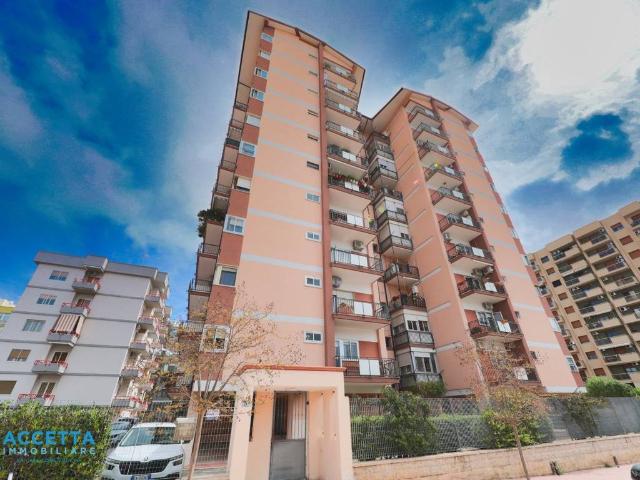 Appartamento in vendita a Taranto TA
