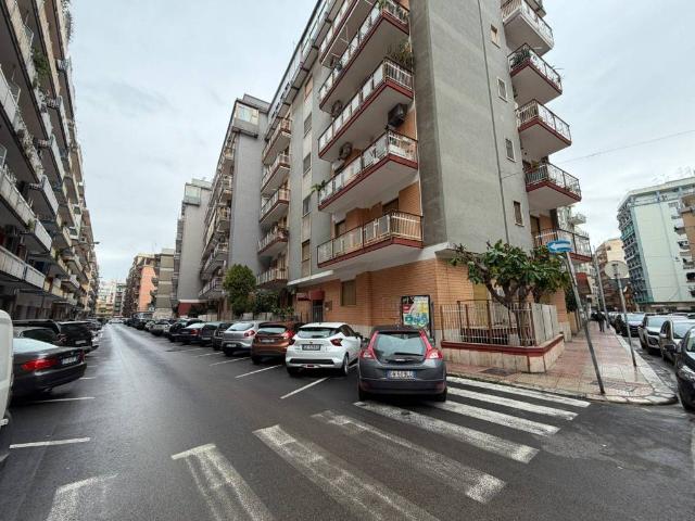 Appartamento in vendita a Taranto TA