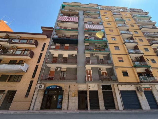 Appartamento in vendita a Taranto TA