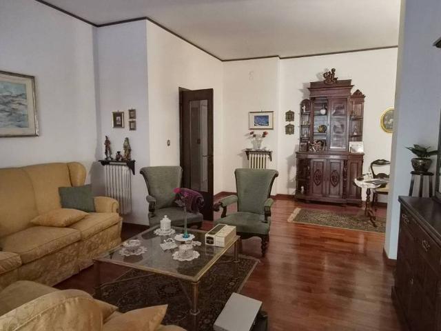 Appartamento in vendita a Taranto TA