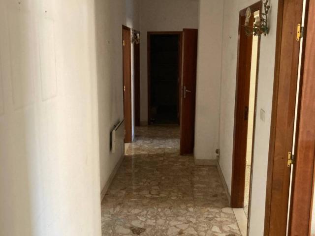 Appartamento in vendita a Taranto TA