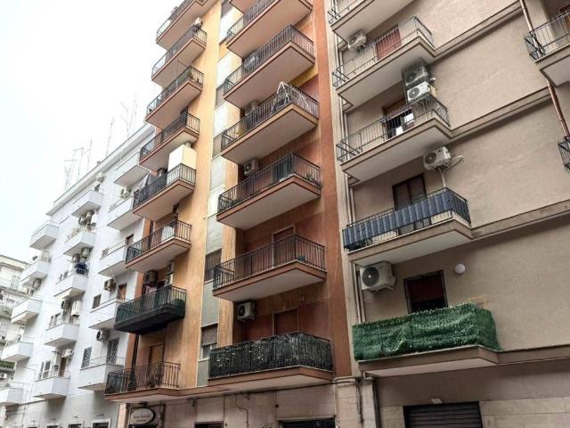 Appartamento in vendita a Taranto TA