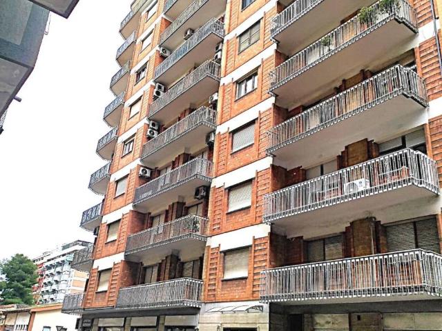 Appartamento in vendita a Taranto TA
