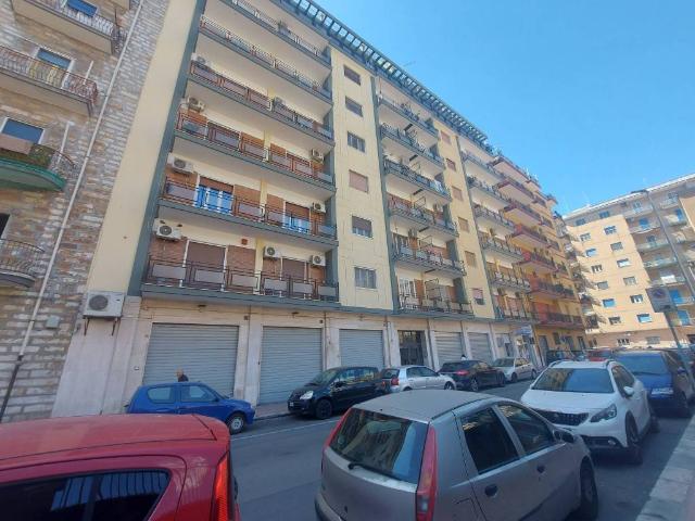 Appartamento in vendita a Taranto TA