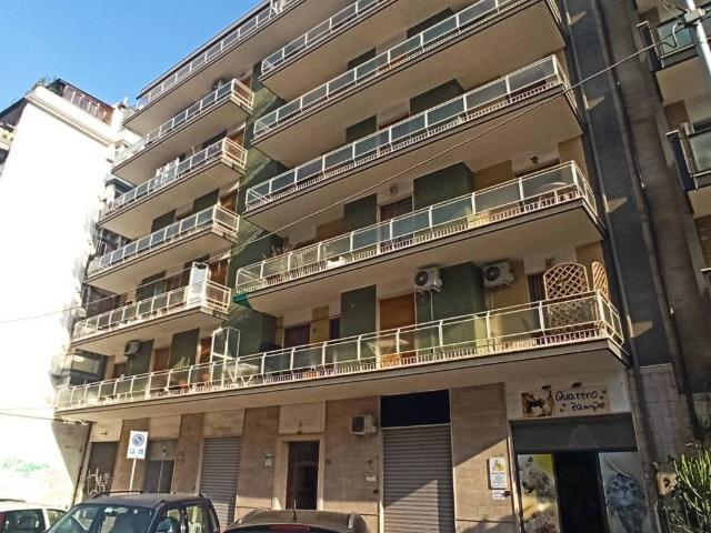 Appartamento in vendita a Taranto TA