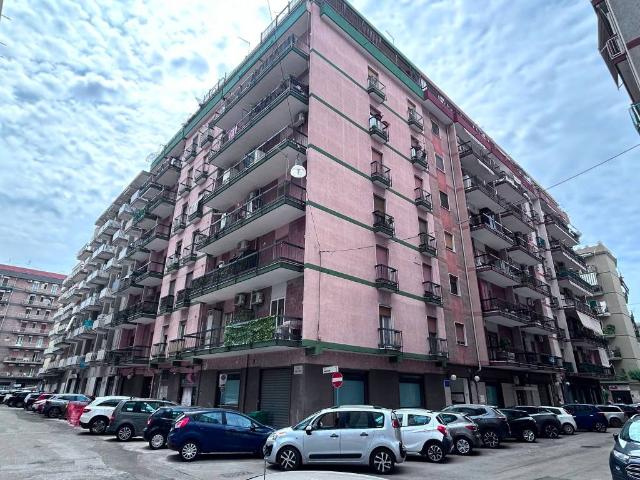 Appartamento in vendita a Taranto TA