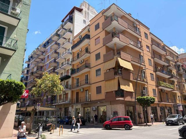 Appartamento in vendita a Taranto TA