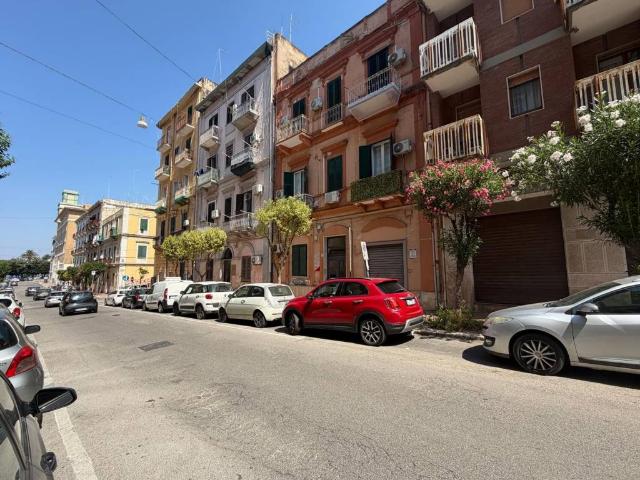 Appartamento in vendita a Taranto TA