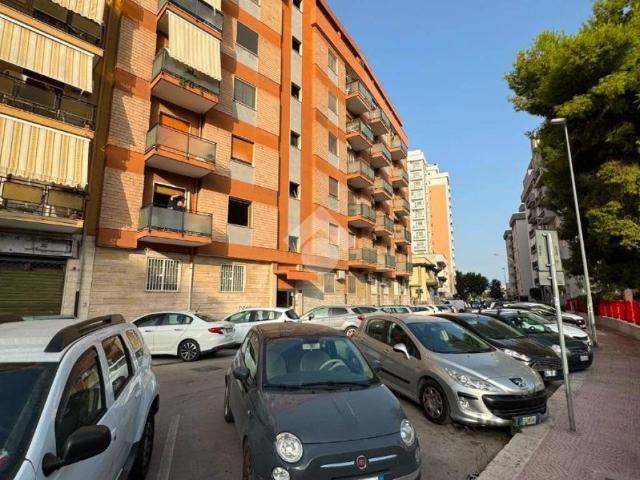 Appartamento in vendita a Taranto TA