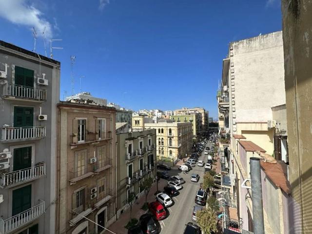 Appartamento in vendita a Taranto TA