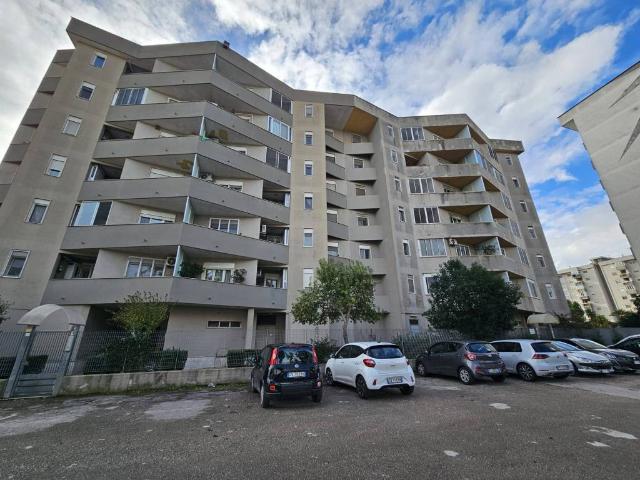 Appartamento in vendita a Taranto TA