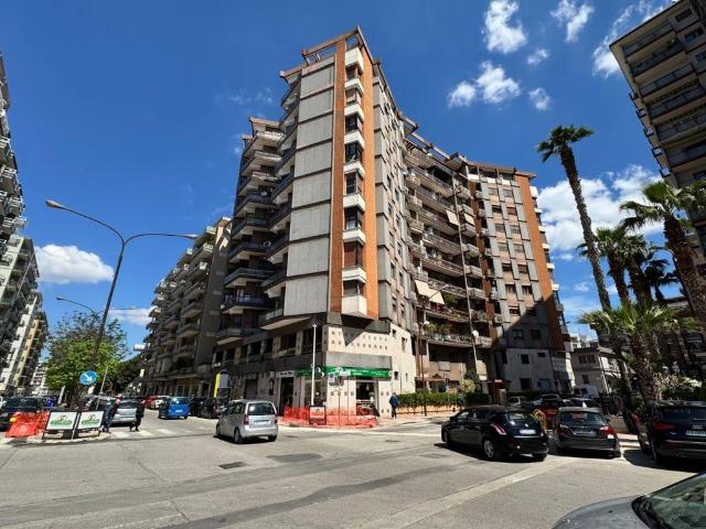 Appartamento in vendita a Taranto TA