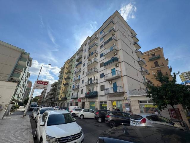 Appartamento in vendita a Taranto TA