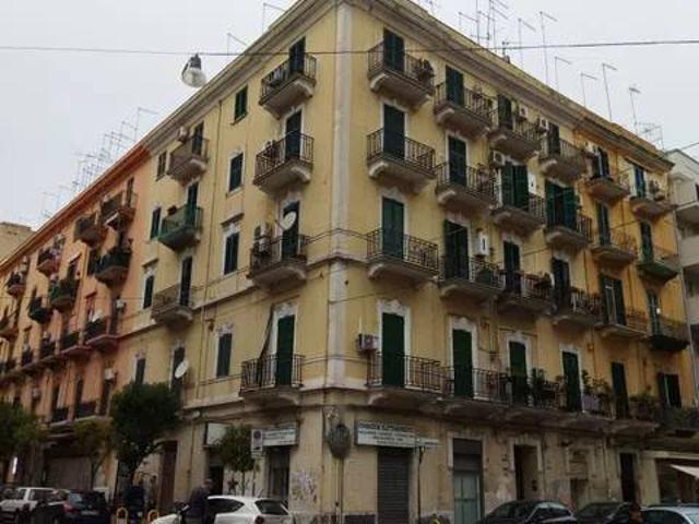 Appartamento in vendita a Taranto TA
