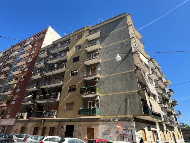 Appartamento in vendita a Taranto TA