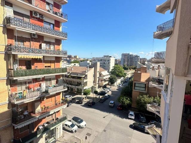 Appartamento in vendita a Taranto TA