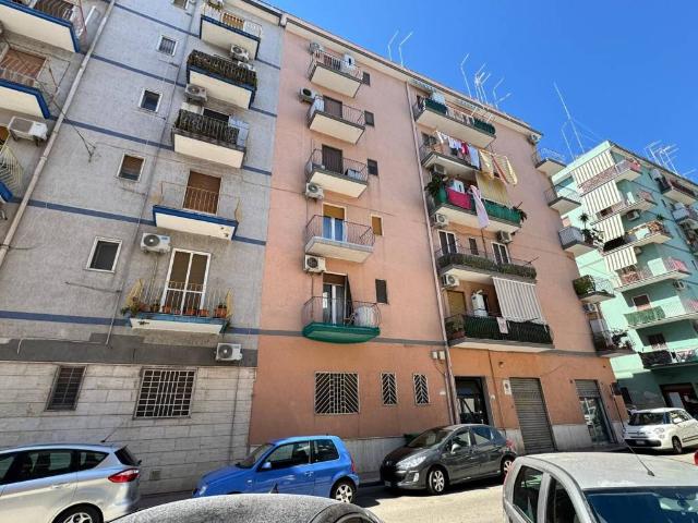 Appartamento in vendita a Taranto TA