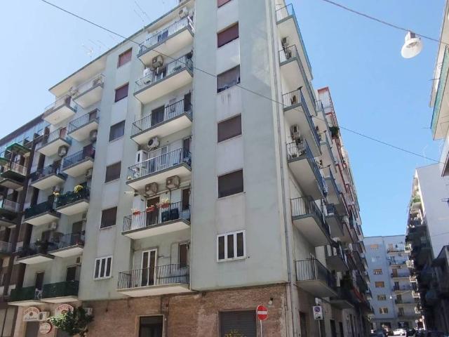 Appartamento in vendita a Taranto TA