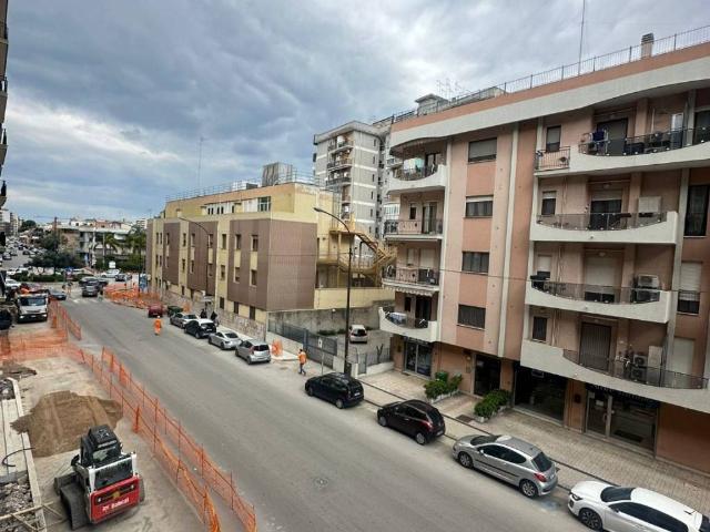 Appartamento in vendita a Taranto TA