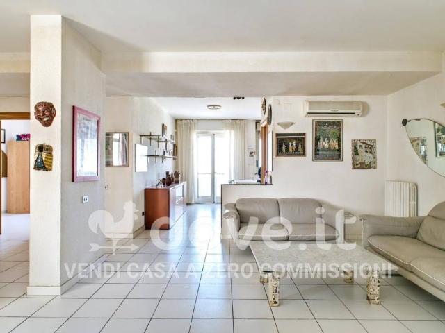 Appartamento in vendita a Taranto TA