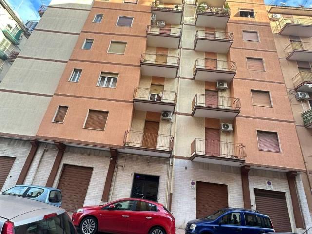 Appartamento in vendita a Taranto TA