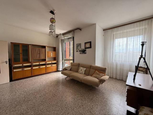 Appartamento in vendita a Taranto TA