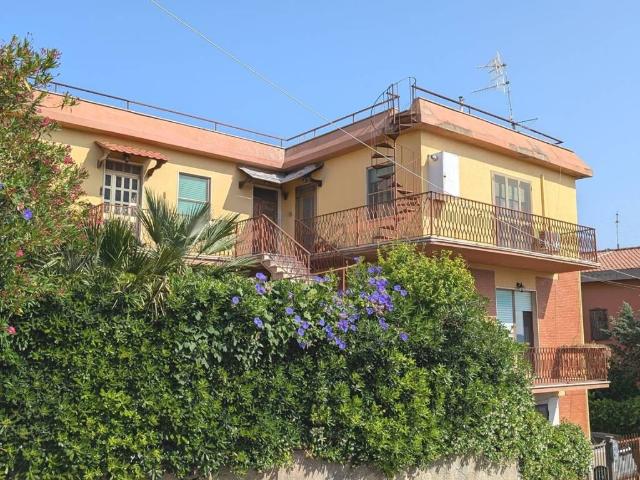 Appartamento in vendita a Tarquinia VT