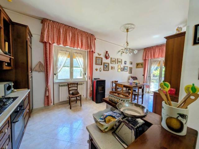 Appartamento in vendita a Tarquinia VT