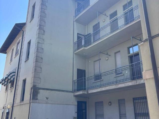 Appartamento in vendita a Tavazzano con Villavesco LO